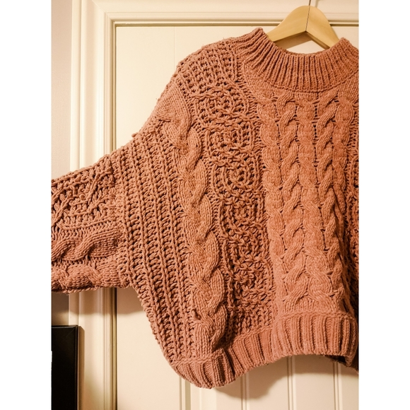 💞POL💞 Chenille Cropped Cableknit / Size L / Dusty Rose - Picture 7 of 10